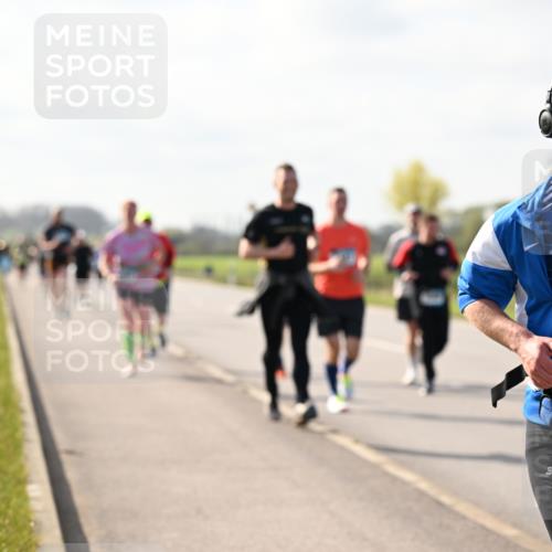 12.04.2026 - 45. Internationalen Wilhelmsburger Insellauf Dr. Thomas Lammeyer http://msf.ph/oto/9444590 12.04.2026 10:19:32 Laufen 4568 meine-sportfotos.de