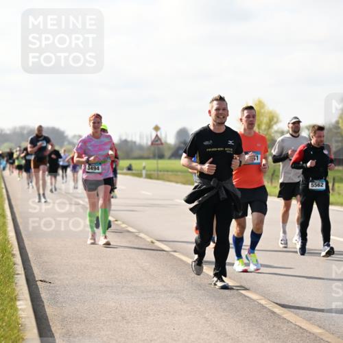12.04.2026 - 45. Internationalen Wilhelmsburger Insellauf Dr. Thomas Lammeyer http://msf.ph/oto/9444594 12.04.2026 10:19:33 Laufen 3494, 2015, 5562 meine-sportfotos.de