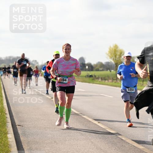 12.04.2026 - 45. Internationalen Wilhelmsburger Insellauf Dr. Thomas Lammeyer http://msf.ph/oto/9444603 12.04.2026 10:19:35 Laufen 30, 94, 3450 meine-sportfotos.de