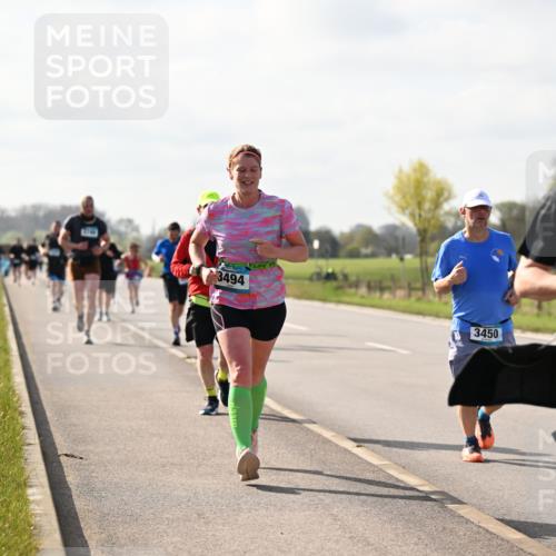 12.04.2026 - 45. Internationalen Wilhelmsburger Insellauf Dr. Thomas Lammeyer http://msf.ph/oto/9444604 12.04.2026 10:19:35 Laufen 3494, 3450 meine-sportfotos.de