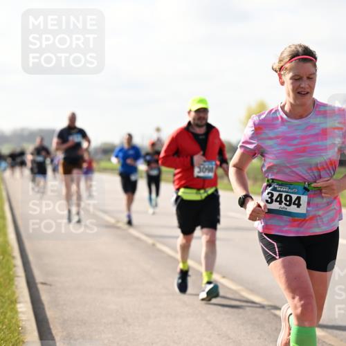 12.04.2026 - 45. Internationalen Wilhelmsburger Insellauf Dr. Thomas Lammeyer http://msf.ph/oto/9444615 12.04.2026 10:19:36 Laufen 30, 45, 3494 meine-sportfotos.de