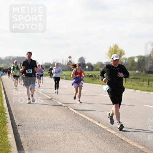 12.04.2026 - 45. Internationalen Wilhelmsburger Insellauf Dr. Thomas Lammeyer http://msf.ph/oto/9444650 12.04.2026 10:19:43 Laufen 2438 meine-sportfotos.de