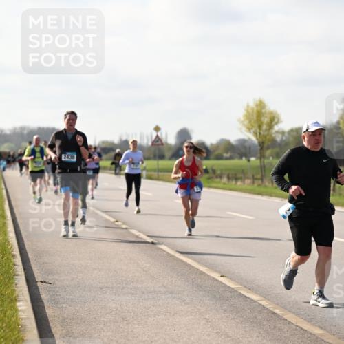 12.04.2026 - 45. Internationalen Wilhelmsburger Insellauf Dr. Thomas Lammeyer http://msf.ph/oto/9444653 12.04.2026 10:19:43 Laufen 2438 meine-sportfotos.de