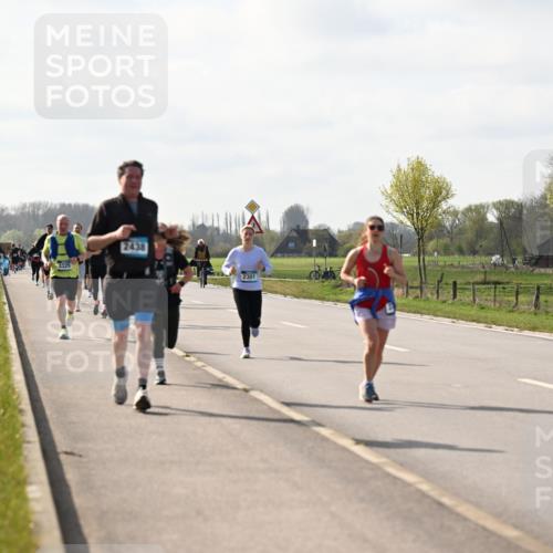 12.04.2026 - 45. Internationalen Wilhelmsburger Insellauf Dr. Thomas Lammeyer http://msf.ph/oto/9444659 12.04.2026 10:19:44 Laufen 3325, 2438, 2301 meine-sportfotos.de
