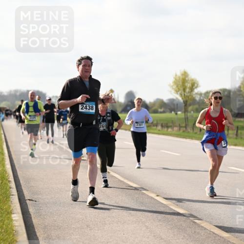 12.04.2026 - 45. Internationalen Wilhelmsburger Insellauf Dr. Thomas Lammeyer http://msf.ph/oto/9444667 12.04.2026 10:19:46 Laufen 2438, 269, 2301 meine-sportfotos.de