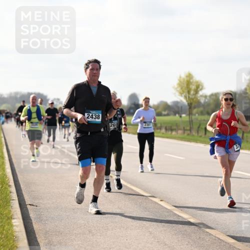 12.04.2026 - 45. Internationalen Wilhelmsburger Insellauf Dr. Thomas Lammeyer http://msf.ph/oto/9444668 12.04.2026 10:19:46 Laufen 2438, 269, 2301, 37 meine-sportfotos.de