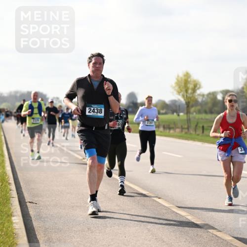 12.04.2026 - 45. Internationalen Wilhelmsburger Insellauf Dr. Thomas Lammeyer http://msf.ph/oto/9444669 12.04.2026 10:19:46 Laufen 3135, 2438, 269, 3 meine-sportfotos.de
