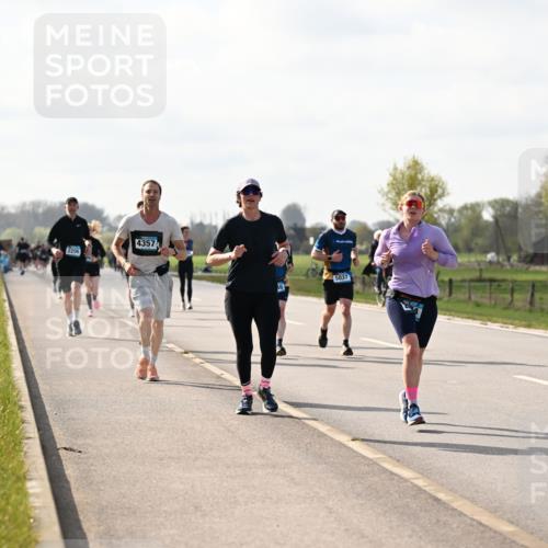 12.04.2026 - 45. Internationalen Wilhelmsburger Insellauf Dr. Thomas Lammeyer http://msf.ph/oto/9444710 12.04.2026 10:19:52 Laufen 2206, 4357, 5037 meine-sportfotos.de