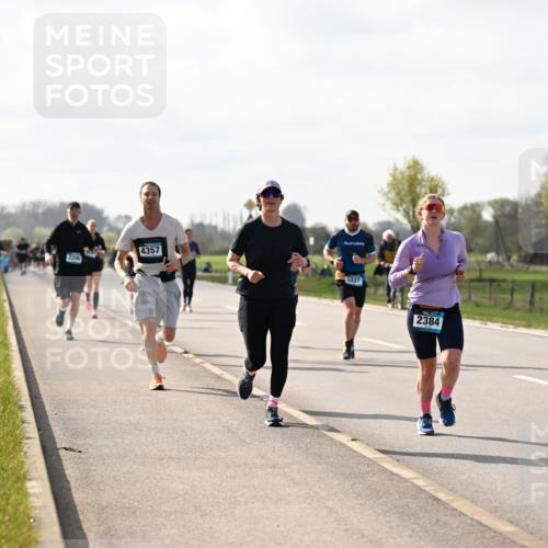 12.04.2026 - 45. Internationalen Wilhelmsburger Insellauf Dr. Thomas Lammeyer http://msf.ph/oto/9444712 12.04.2026 10:19:52 Laufen 4357, 5037, 2384 meine-sportfotos.de