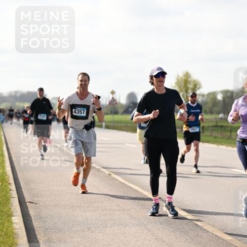 12.04.2026 - 45. Internationalen Wilhelmsburger Insellauf Dr. Thomas Lammeyer http://msf.ph/oto/9444721 12.04.2026 10:19:54 Laufen 4357, 5037, 84 meine-sportfotos.de
