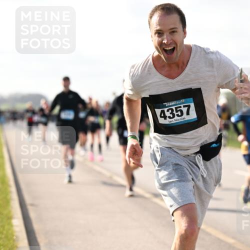 12.04.2026 - 45. Internationalen Wilhelmsburger Insellauf Dr. Thomas Lammeyer http://msf.ph/oto/9444735 12.04.2026 10:19:56 Laufen 4357 meine-sportfotos.de