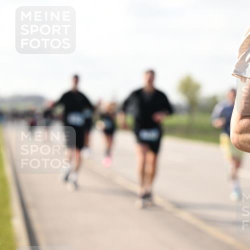 12.04.2026 - 45. Internationalen Wilhelmsburger Insellauf Dr. Thomas Lammeyer http://msf.ph/oto/9444739 12.04.2026 10:19:56 Laufen  meine-sportfotos.de