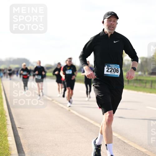 12.04.2026 - 45. Internationalen Wilhelmsburger Insellauf Dr. Thomas Lammeyer http://msf.ph/oto/9444754 12.04.2026 10:19:59 Laufen 2206 meine-sportfotos.de