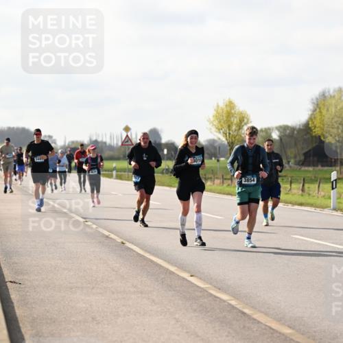 12.04.2026 - 45. Internationalen Wilhelmsburger Insellauf Dr. Thomas Lammeyer http://msf.ph/oto/9444824 12.04.2026 10:20:16 Laufen 4854, 3010, 3854 meine-sportfotos.de