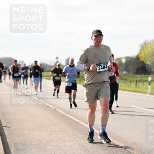 12.04.2026 - 45. Internationalen Wilhelmsburger Insellauf Dr. Thomas Lammeyer http://msf.ph/oto/9444864 12.04.2026 10:20:26 Laufen 3484 meine-sportfotos.de