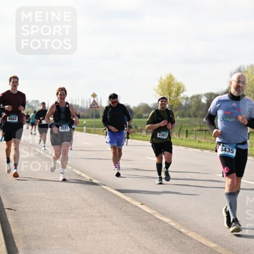 12.04.2026 - 45. Internationalen Wilhelmsburger Insellauf Dr. Thomas Lammeyer http://msf.ph/oto/9444884 12.04.2026 10:20:30 Laufen 4682, 4681, 3363, 4435 meine-sportfotos.de