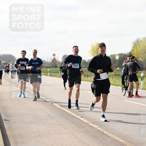 12.04.2026 - 45. Internationalen Wilhelmsburger Insellauf Dr. Thomas Lammeyer http://msf.ph/oto/9444926 12.04.2026 10:20:38 Laufen 4494, 4992 meine-sportfotos.de