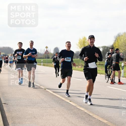 12.04.2026 - 45. Internationalen Wilhelmsburger Insellauf Dr. Thomas Lammeyer http://msf.ph/oto/9444927 12.04.2026 10:20:38 Laufen 1494, 4992 meine-sportfotos.de