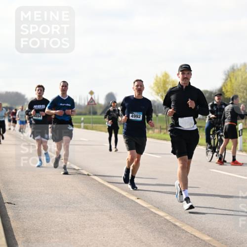12.04.2026 - 45. Internationalen Wilhelmsburger Insellauf Dr. Thomas Lammeyer http://msf.ph/oto/9444928 12.04.2026 10:20:38 Laufen 4494, 4992 meine-sportfotos.de