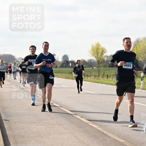 12.04.2026 - 45. Internationalen Wilhelmsburger Insellauf Dr. Thomas Lammeyer http://msf.ph/oto/9444935 12.04.2026 10:20:40 Laufen 4494, 4992 meine-sportfotos.de