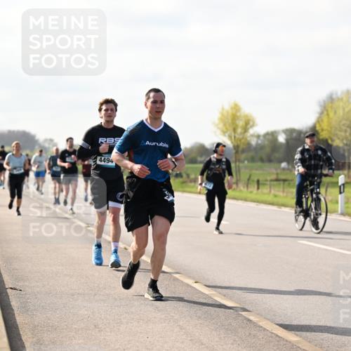 12.04.2026 - 45. Internationalen Wilhelmsburger Insellauf Dr. Thomas Lammeyer http://msf.ph/oto/9444940 12.04.2026 10:20:41 Laufen 4494, 499 meine-sportfotos.de