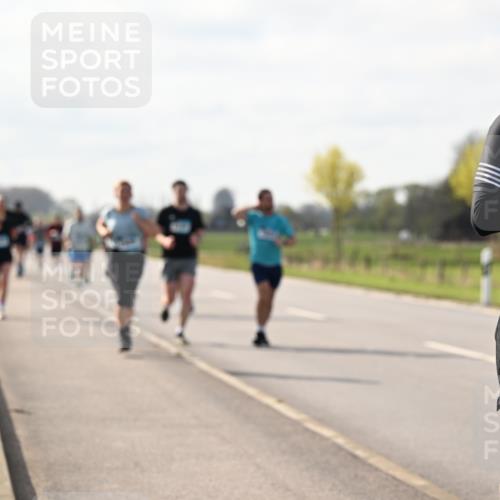 12.04.2026 - 45. Internationalen Wilhelmsburger Insellauf Dr. Thomas Lammeyer http://msf.ph/oto/9444959 12.04.2026 10:20:44 Laufen 45, 4494 meine-sportfotos.de