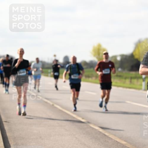 12.04.2026 - 45. Internationalen Wilhelmsburger Insellauf Dr. Thomas Lammeyer http://msf.ph/oto/9444987 12.04.2026 10:20:48 Laufen 2809 meine-sportfotos.de