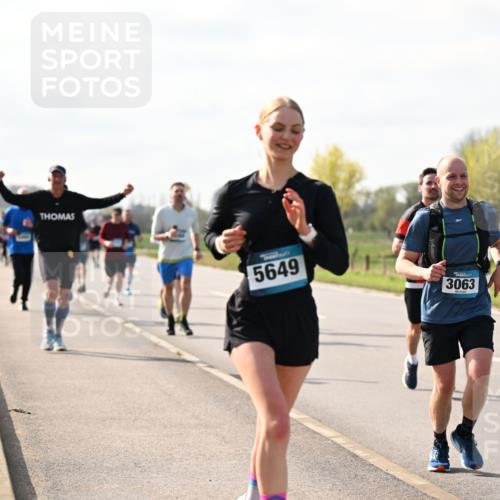 12.04.2026 - 45. Internationalen Wilhelmsburger Insellauf Dr. Thomas Lammeyer http://msf.ph/oto/9444998 12.04.2026 10:20:50 Laufen 5649, 3063 meine-sportfotos.de