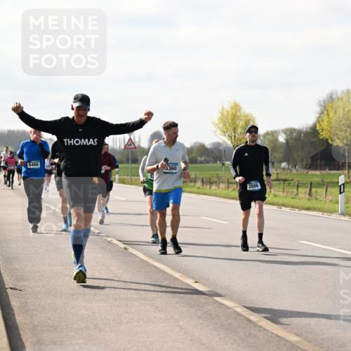 12.04.2026 - 45. Internationalen Wilhelmsburger Insellauf Dr. Thomas Lammeyer http://msf.ph/oto/9445008 12.04.2026 10:20:52 Laufen 5466, 5360, 3566 meine-sportfotos.de