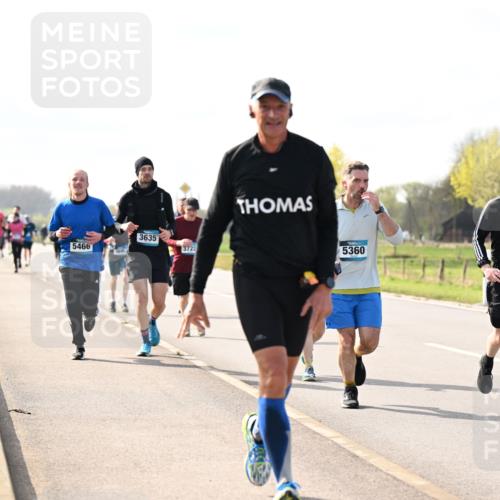 12.04.2026 - 45. Internationalen Wilhelmsburger Insellauf Dr. Thomas Lammeyer http://msf.ph/oto/9445019 12.04.2026 10:20:54 Laufen 5466, 3635, 3722, 5360, 3566 meine-sportfotos.de