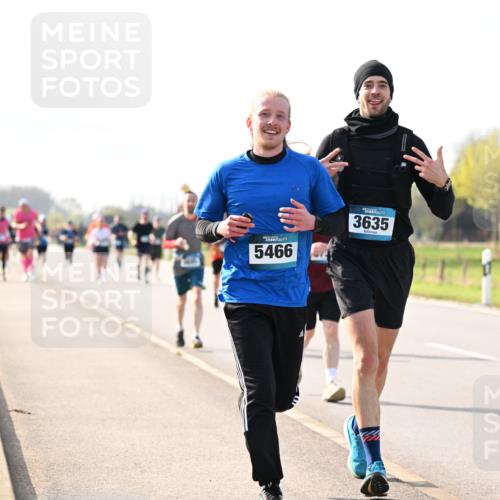 12.04.2026 - 45. Internationalen Wilhelmsburger Insellauf Dr. Thomas Lammeyer http://msf.ph/oto/9445023 12.04.2026 10:20:56 Laufen 5466, 3635 meine-sportfotos.de