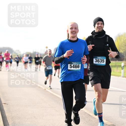 12.04.2026 - 45. Internationalen Wilhelmsburger Insellauf Dr. Thomas Lammeyer http://msf.ph/oto/9445024 12.04.2026 10:20:57 Laufen 5466, 3635 meine-sportfotos.de