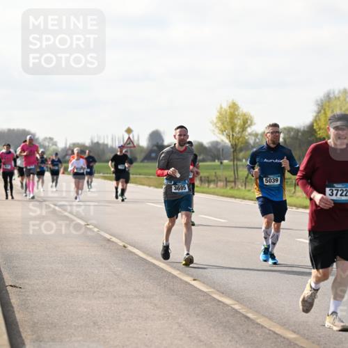 12.04.2026 - 45. Internationalen Wilhelmsburger Insellauf Dr. Thomas Lammeyer http://msf.ph/oto/9445027 12.04.2026 10:20:58 Laufen 3695, 5039, 3722 meine-sportfotos.de