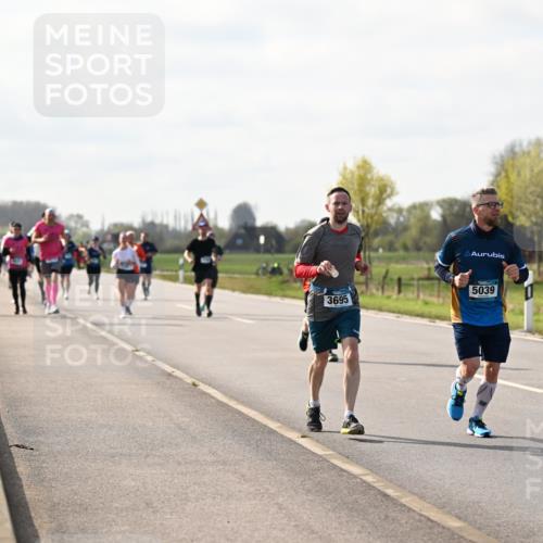 12.04.2026 - 45. Internationalen Wilhelmsburger Insellauf Dr. Thomas Lammeyer http://msf.ph/oto/9445032 12.04.2026 10:20:59 Laufen 3695, 5039, 3722 meine-sportfotos.de