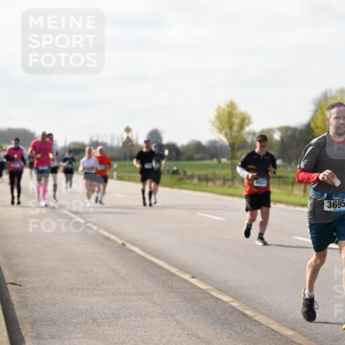 12.04.2026 - 45. Internationalen Wilhelmsburger Insellauf Dr. Thomas Lammeyer http://msf.ph/oto/9445038 12.04.2026 10:21:00 Laufen 3695 meine-sportfotos.de