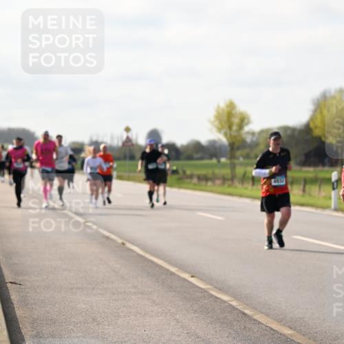 12.04.2026 - 45. Internationalen Wilhelmsburger Insellauf Dr. Thomas Lammeyer http://msf.ph/oto/9445041 12.04.2026 10:21:00 Laufen 3695 meine-sportfotos.de