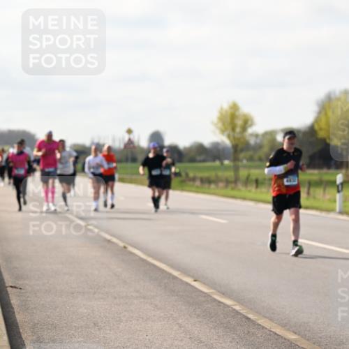 12.04.2026 - 45. Internationalen Wilhelmsburger Insellauf Dr. Thomas Lammeyer http://msf.ph/oto/9445042 12.04.2026 10:21:00 Laufen 3695 meine-sportfotos.de