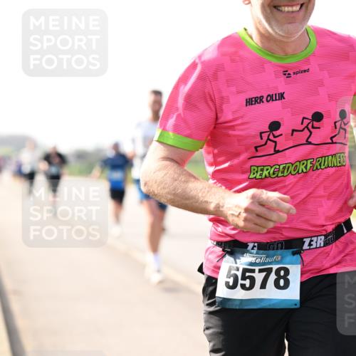12.04.2026 - 45. Internationalen Wilhelmsburger Insellauf Dr. Thomas Lammeyer http://msf.ph/oto/9445075 12.04.2026 10:21:09 Laufen 45, 5578, 3 meine-sportfotos.de