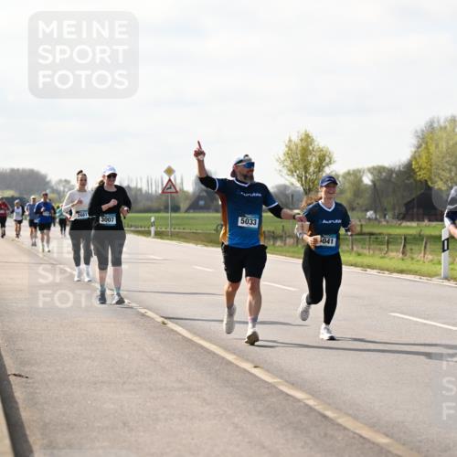 12.04.2026 - 45. Internationalen Wilhelmsburger Insellauf Dr. Thomas Lammeyer http://msf.ph/oto/9445091 12.04.2026 10:21:11 Laufen 2661, 3007, 5033, 5041, 2231 meine-sportfotos.de