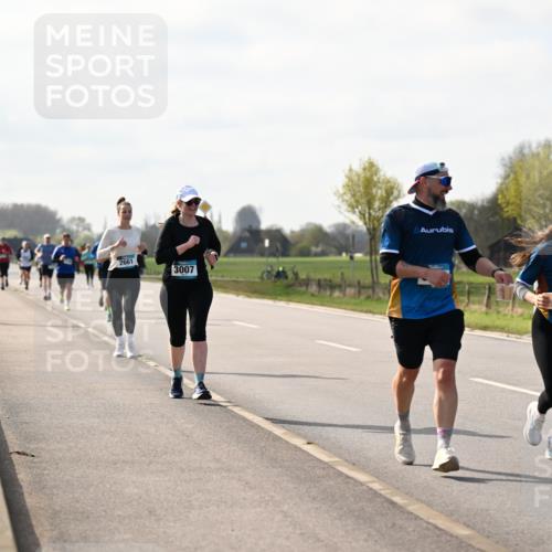 12.04.2026 - 45. Internationalen Wilhelmsburger Insellauf Dr. Thomas Lammeyer http://msf.ph/oto/9445101 12.04.2026 10:21:13 Laufen 2661, 3007, 5041 meine-sportfotos.de