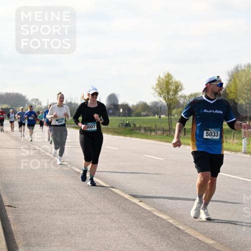 12.04.2026 - 45. Internationalen Wilhelmsburger Insellauf Dr. Thomas Lammeyer http://msf.ph/oto/9445103 12.04.2026 10:21:13 Laufen 2661, 3007, 5033, 041 meine-sportfotos.de