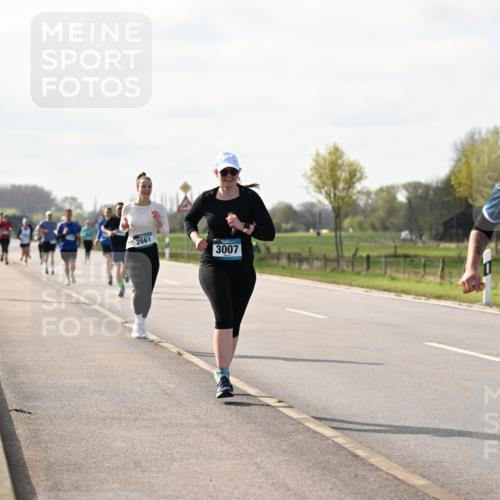 12.04.2026 - 45. Internationalen Wilhelmsburger Insellauf Dr. Thomas Lammeyer http://msf.ph/oto/9445105 12.04.2026 10:21:14 Laufen 2661, 3007, 5033 meine-sportfotos.de