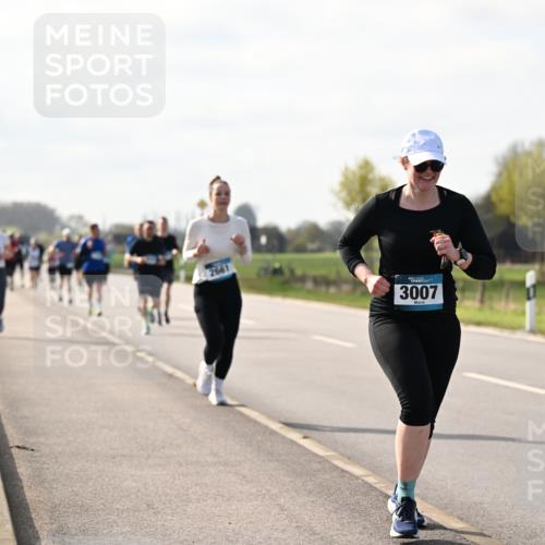 12.04.2026 - 45. Internationalen Wilhelmsburger Insellauf Dr. Thomas Lammeyer http://msf.ph/oto/9445112 12.04.2026 10:21:15 Laufen 3007 meine-sportfotos.de