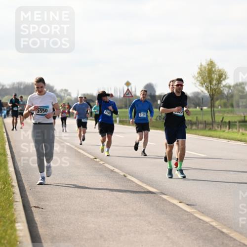 12.04.2026 - 45. Internationalen Wilhelmsburger Insellauf Dr. Thomas Lammeyer http://msf.ph/oto/9445116 12.04.2026 10:21:20 Laufen 4185, 2179, 3550 meine-sportfotos.de