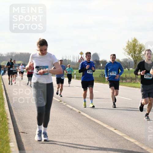 12.04.2026 - 45. Internationalen Wilhelmsburger Insellauf Dr. Thomas Lammeyer http://msf.ph/oto/9445124 12.04.2026 10:21:21 Laufen 4185, 2179, 2706, 3624 meine-sportfotos.de