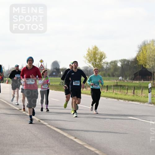 12.04.2026 - 45. Internationalen Wilhelmsburger Insellauf Dr. Thomas Lammeyer http://msf.ph/oto/9445147 12.04.2026 10:21:30 Laufen 3228, 4424, 2176, 4088, 3326, 2992 meine-sportfotos.de