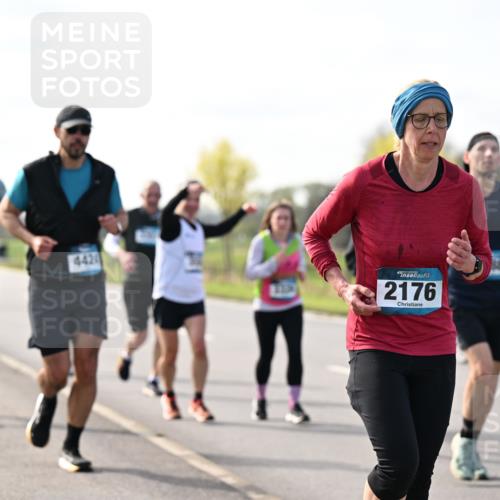 12.04.2026 - 45. Internationalen Wilhelmsburger Insellauf Dr. Thomas Lammeyer http://msf.ph/oto/9445164 12.04.2026 10:21:33 Laufen 4424, 45, 2176 meine-sportfotos.de