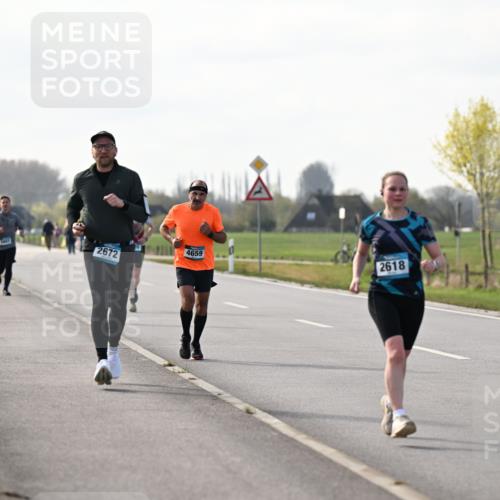 12.04.2026 - 45. Internationalen Wilhelmsburger Insellauf Dr. Thomas Lammeyer http://msf.ph/oto/9445187 12.04.2026 10:21:46 Laufen 2672, 4659, 2618 meine-sportfotos.de