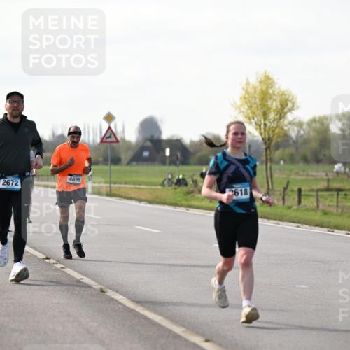12.04.2026 - 45. Internationalen Wilhelmsburger Insellauf Dr. Thomas Lammeyer http://msf.ph/oto/9445190 12.04.2026 10:21:47 Laufen 4659, 2672, 2618 meine-sportfotos.de
