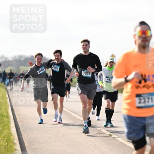12.04.2026 - 45. Internationalen Wilhelmsburger Insellauf Dr. Thomas Lammeyer http://msf.ph/oto/9445235 12.04.2026 10:22:18 Laufen 3608, 3036, 2154, 39, 4675, 88442, 2371 meine-sportfotos.de